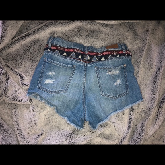 High waisted shorts - Picture 2 of 3